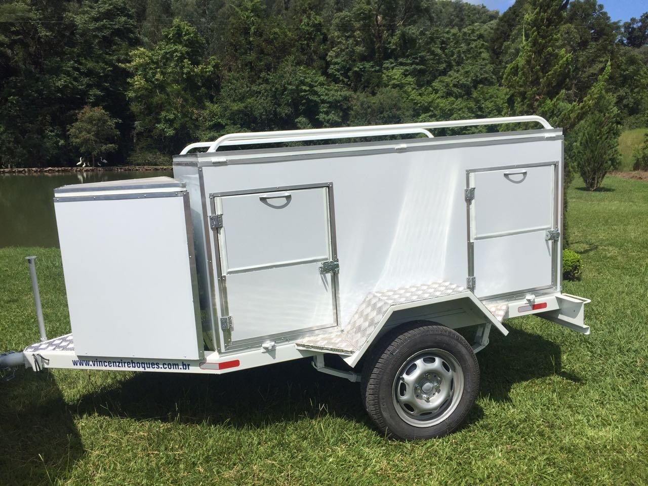 48b008d0-92d6-4606-88a2-0feba1ace822