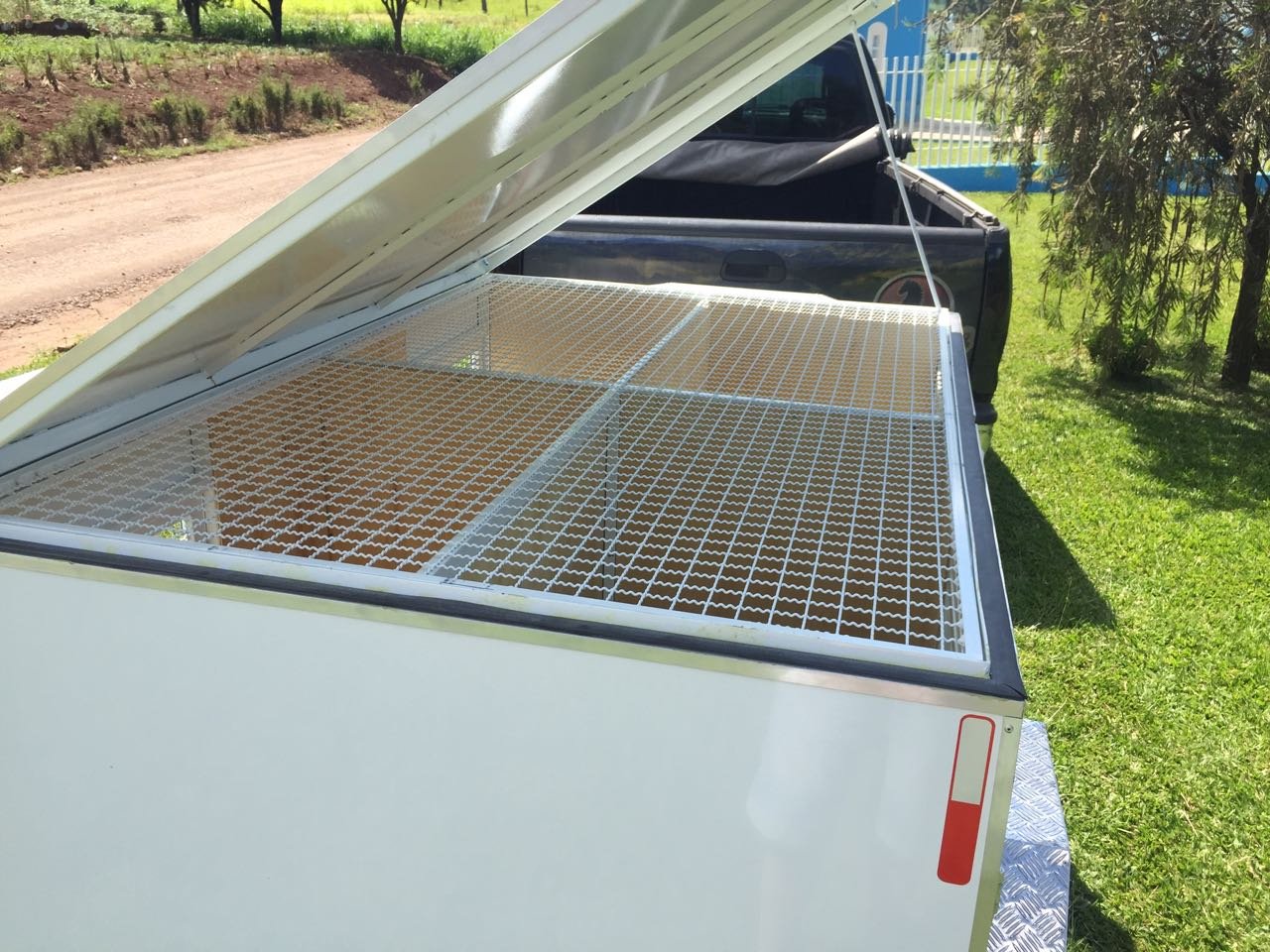 d1209406-15ac-4103-9055-7563696d767e