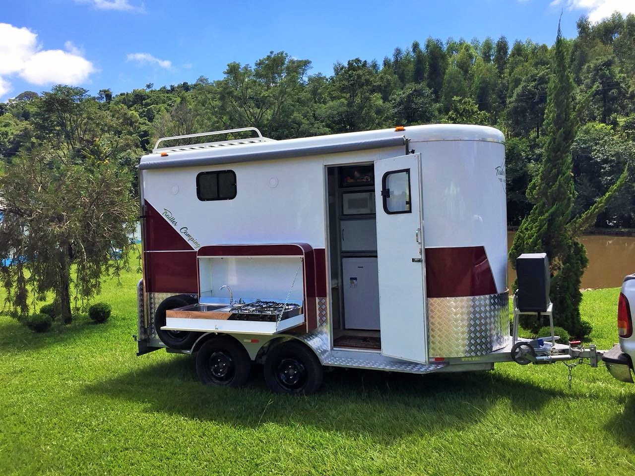 fc22a6fa-d690-4062-83ba-2d75e9ee20e0